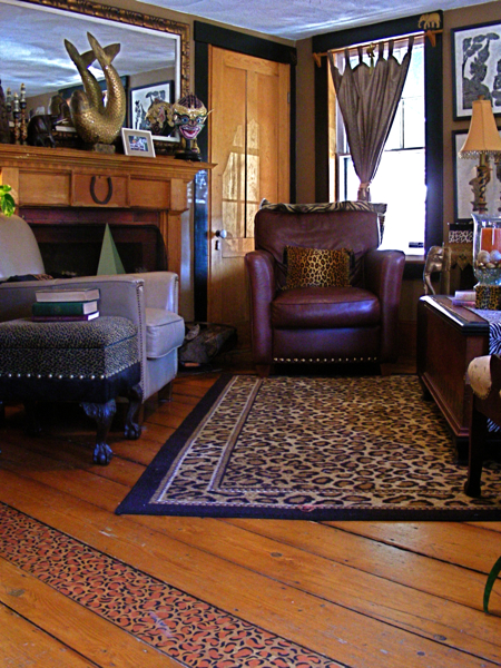 Painted floorboard ties in the animal prints